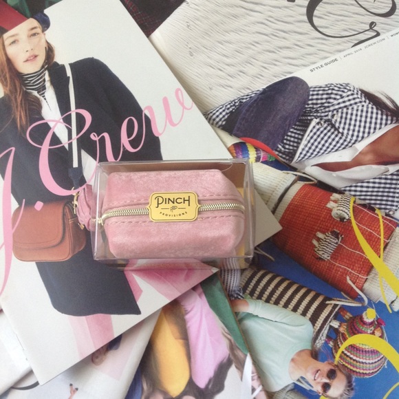 JCREW MINIMERGENCY KIT - Picture 3 of 7